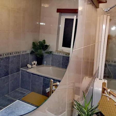 Casinha Siberiana, Casa De Vila da Ponte (Viseu)